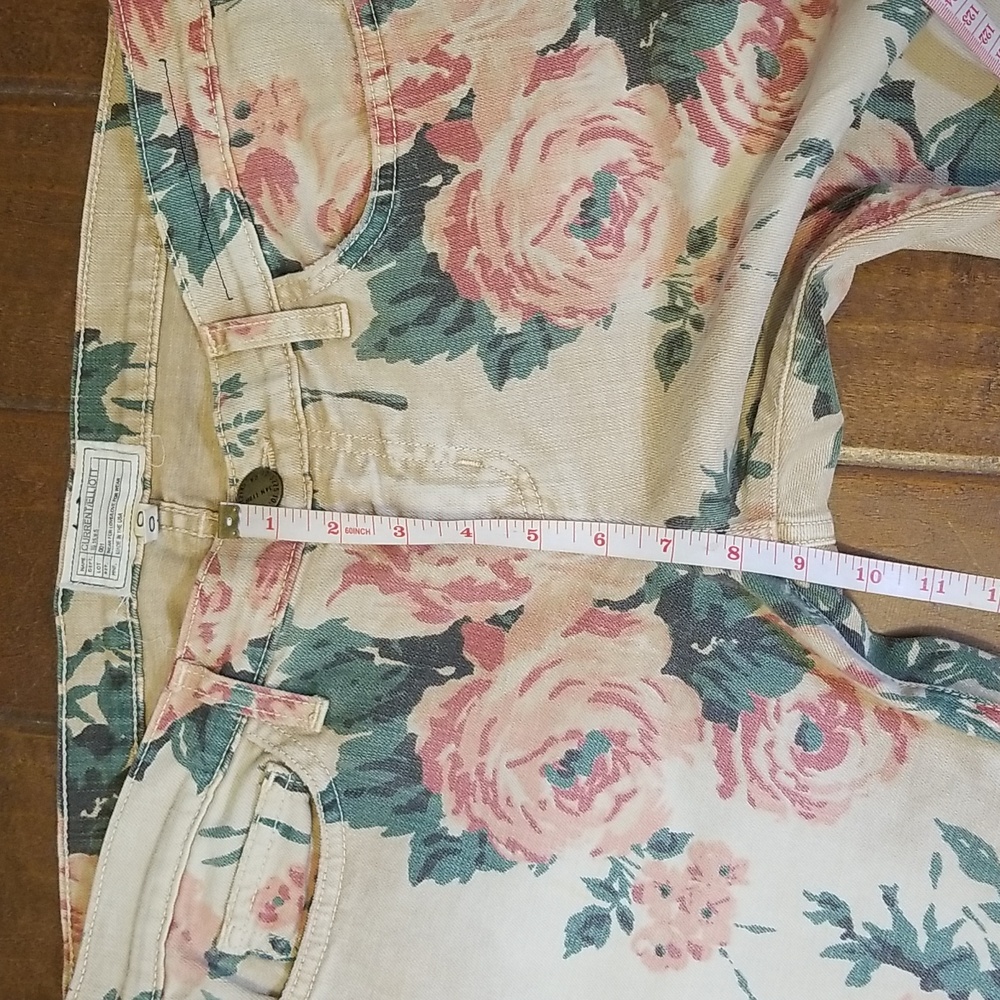 Current Elliott The Stiletto Haystack Floral Cropped Ankle Jeans - Picture 7 of 11